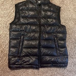 Prada vest
